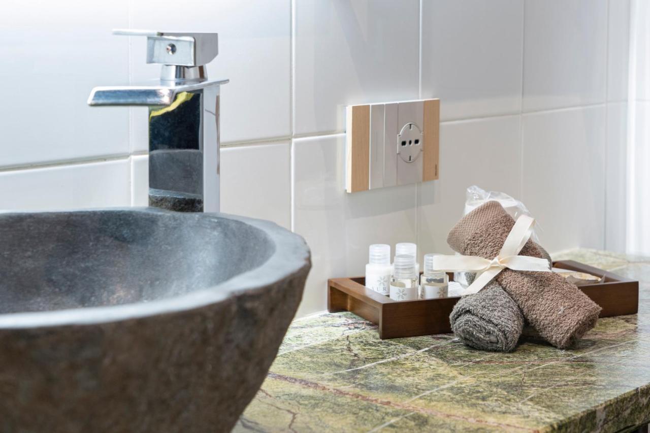Varese Suites Εξωτερικό φωτογραφία