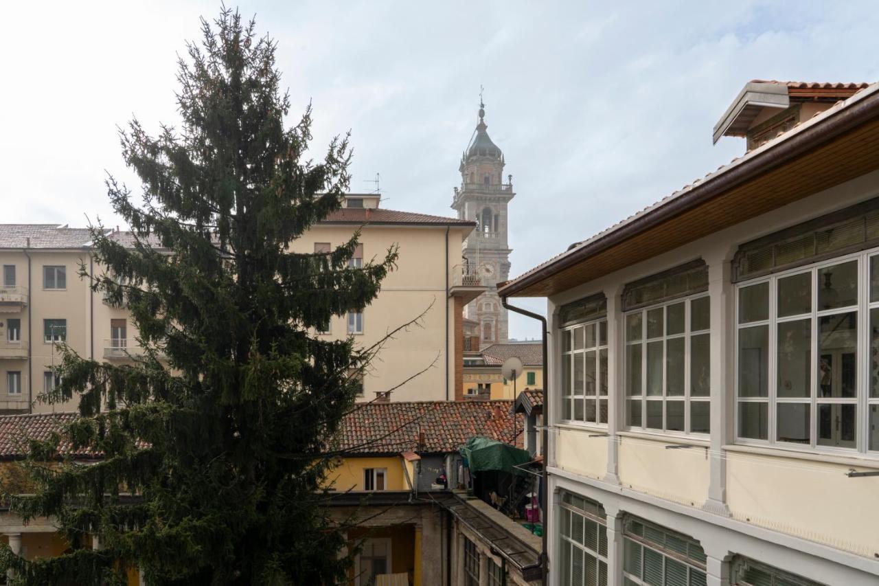 Varese Suites Εξωτερικό φωτογραφία